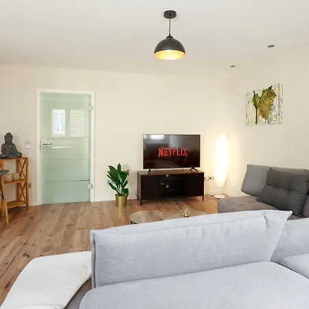 Geraeumige Mosel-fewo Fuer Ganze Familie - Grosse Dachterrasse - Netflix - Waschmaschine & Trockner アパート