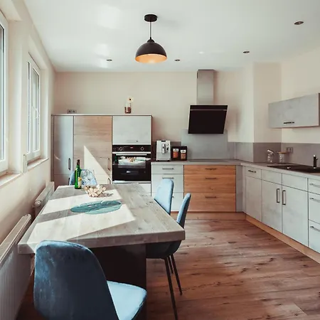 公寓 Geraeumige Mosel-fewo Fuer Ganze Familie - Grosse Dachterrasse - Netflix - Waschmaschine & Trockner *