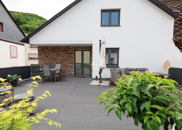 Geraeumige Mosel-fewo Fuer Ganze Familie - Grosse Dachterrasse - Netflix - Waschmaschine & Trockner